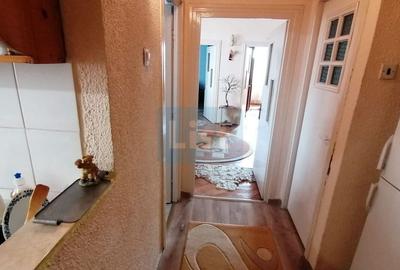 Apartament cu 3 camere semidecomandat, mobilat în Central - 4