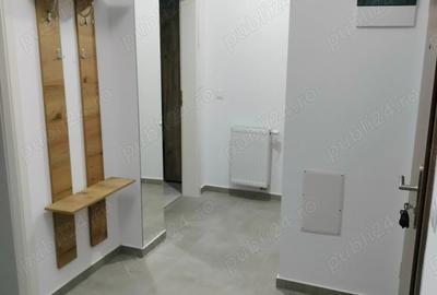 Apartament cu 2 camere decomandat în Tractorul - 1