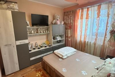 Apartament cu 4 camere semidecomandat în Micro 38 - 6