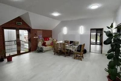 Casa cu 5 camere, 550 mp, teren de 800 mp, zona Salcea - 1