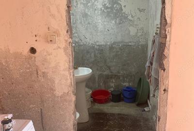 Vand apartament cu doua camere decomandat HCC - 5