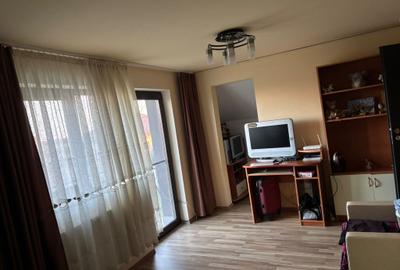 Casă cu 4 camere cu Garaj în Tărtășești - 10