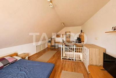 Apartament cu 2 camere semidecomandat, mobilat în Central