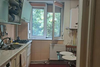 Apartament cu 3 camere semidecomandat, mobilat în Micro 19 - 3