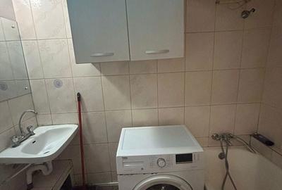 Garsonieră decomandată în CET - 1