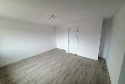 Casă cu Teren 217 Mp în Central - 8