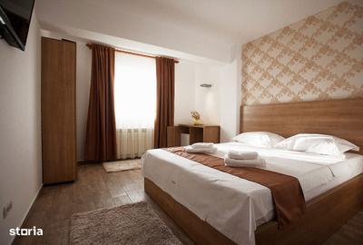 Spațiu comercial, de 770 mp, în Central - 12