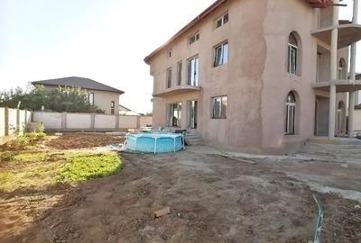 Vanzare  - Casa- Vila - Prelungirea Ghencea - Gladiolelor - teren 572mp - 330000 - 10