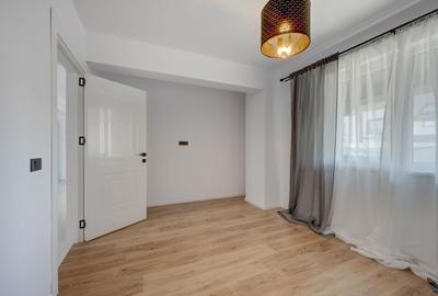 Apartament cu 3 camere decomandat în Vest - 6