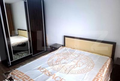 Apartament cu 3 camere semidecomandat în Central - 1