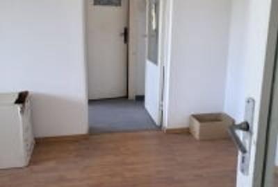 Apartament cu 3 camere semidecomandat în Central - 13