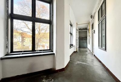 Un apartament care îți oferă orașul la un pas și vedere la Bega - 19