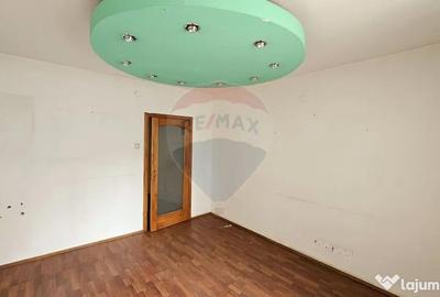 Spațiu comercial, de 80 mp, în Mărăței - 7