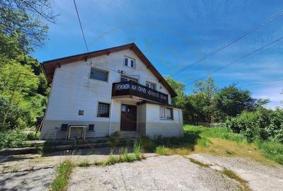 Casa Valea Ursului pentru azil de batrani, sau after school