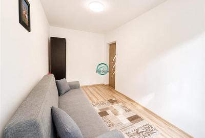 Apartament cu 3 camere nedecomandat, mobilat în 7 Noiembrie - 9