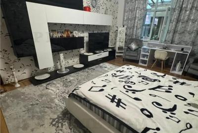 Apartament cu 3 camere decomandat în Central - 13