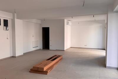 Spațiu comercial situat în complexul Residence 5 Forest - 5