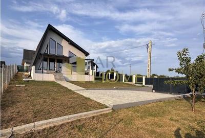 Casă cu 3 camere cu Teren 700 Mp în Păulești - 18