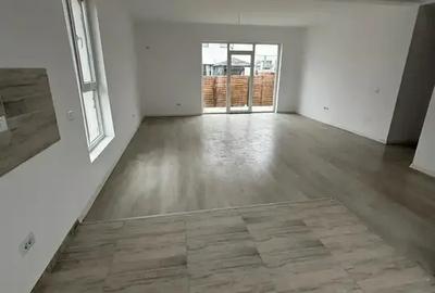 Casă cu 4 camere cu Teren 300 Mp în Tunari - 12