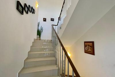 Casă cu 7 camere cu Garaj în Dămăroaia - 20