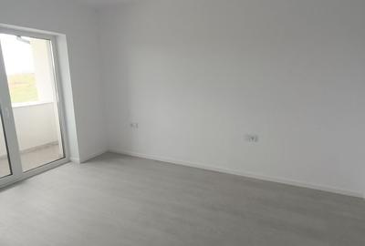 Duplex cu 4 camere cu Canalizare în Cetate - 10