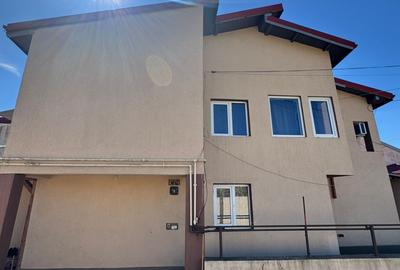 Casă cu 7 camere cu Canalizare în Chiajna