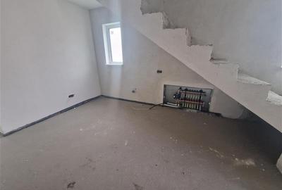 Apartament P+E, teren 179 mp - parte dintr-un triplex - Caminul De Batrani - Spi - 9