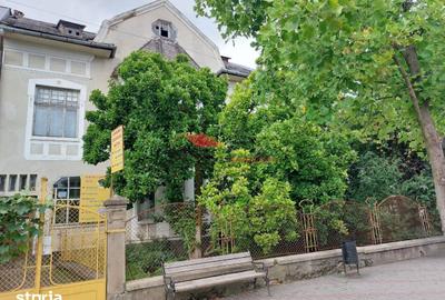 Casă cu 8 camere cu Teren 400 Mp în Central - 7