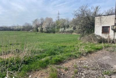 Teren de 8500 mp, în Orașul Nou