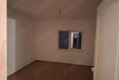 Apartament cu 3 camere decomandat în Central - 3