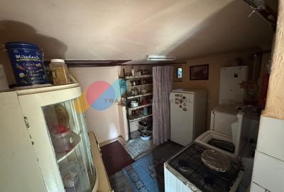 Casă individuală cu 3 camere cu Canalizare în Gruia - 9