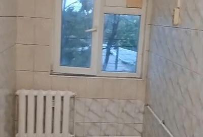Garsonieră decomandată în Exterior Vest - 4
