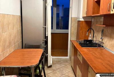 Apartament cu 3 camere decomandat în Central - 2