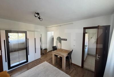 Apartament de vanzare, cu 2 camere, 35 mp, etaj 4/4, zona Decebal - 2