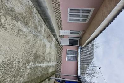 Casă cu Teren 1450 Mp în Gohor - 2