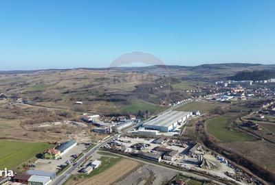 Teren de 21547 mp, în Central - 6