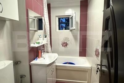 Apartament de vanzare, cu 3 camere, decomandat, etaj 1, zona Tractorul - 8