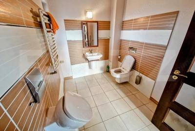 Casă cu Teren 1223 Mp în Central - 17