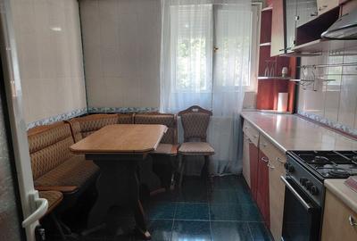 Apartament cu 2 camere decomandat în Micro 20 - 11