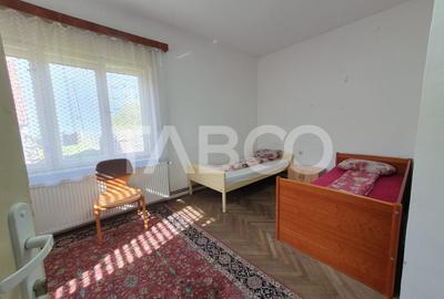 Casa de inchiriat zona Centrala 6 camere se inchiriaza si la muncitori - 7