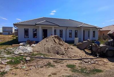 Duplex cu 3 camere cu Canalizare în Sânandrei - 2