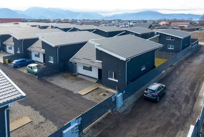 Casă individuală cu 3 camere cu Canalizare în Tărlungeni - 11