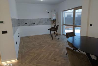 Casă cu 4 camere cu Canalizare în Valea Lupului - 9