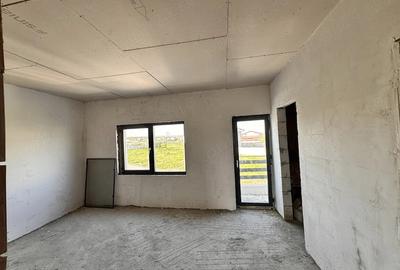 Casă cu 4 camere cu Teren 260 Mp în Central - 7