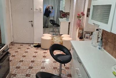 Apartament cu 3 camere decomandat în Central - 4