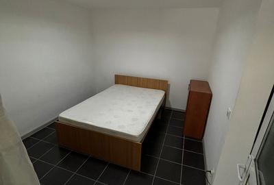 Casă cu 1 camere în 1 Decembrie - 1