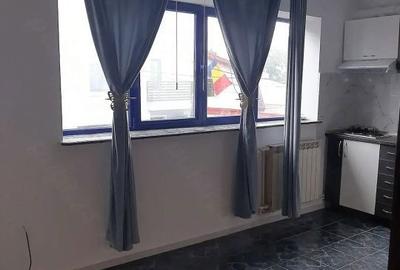 Garsonieră decomandată în Andronache - 1