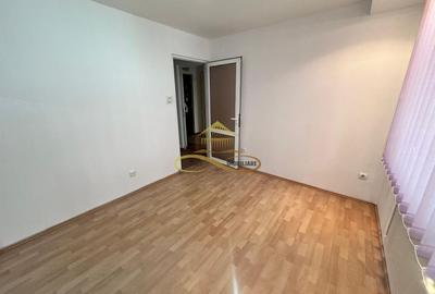 Apartament cu 4 camere decomandat, mobilat în Alecu Russo - 12