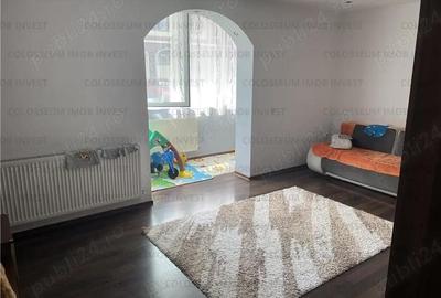 Apartament cu 2 camere decomandat în Tractorul - 3