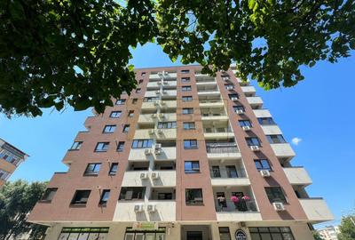 Apartament cu 2 camere semidecomandat, mobilat în Nicolina